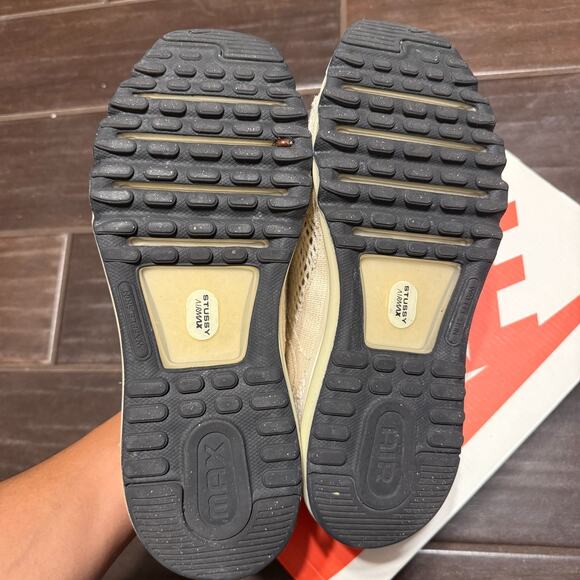 Nike Stussy Air Max 2013 Fossil Sneakers Mens Size 9 DM6447-200 With Box - Picture 9 of 10